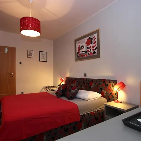 Bizjak Апартаменти Пула